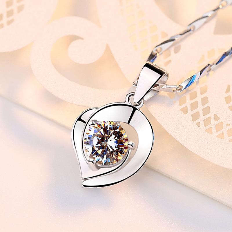 Herzförmiger Anhänger für Damen, Japanisch und Koreanisch Schlicht Studentisch, Individuelle Florale Schlüsselbeinkette