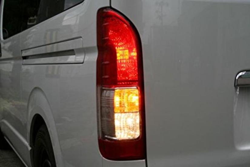 Regius Ace 200 Series Generation Genuine Tail Left Side TRISTAR'S [Hiace (4th-8th Models)] Light, (Passenger Side)