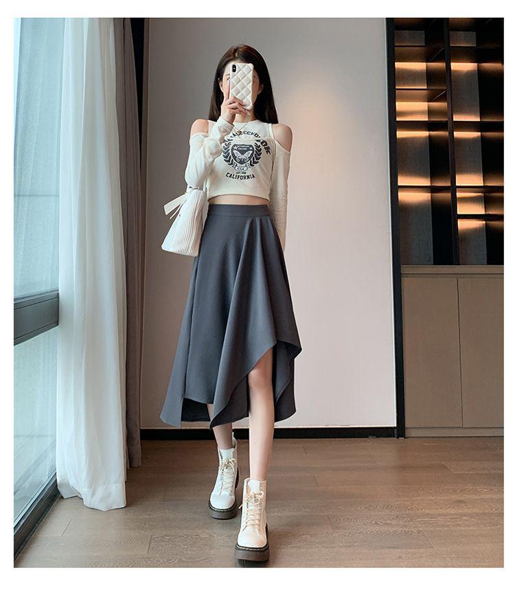Women's Korean Style A-Line Half-Skirt, Versatile Mid-Length, Slimming Flare, Spring/Autumn Fashion.
