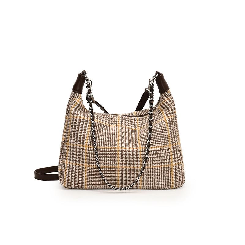Bag Women's Large-capacity New Casual Messenger Bag Chain Commuter Bag
