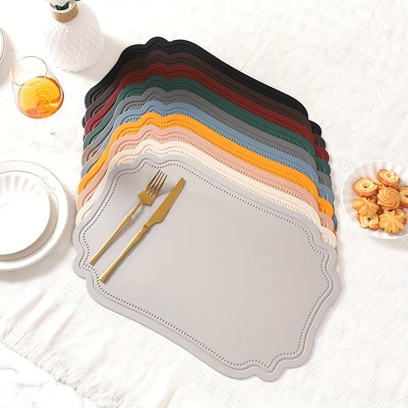 Manteles Individuales de PVC Resistentes al Calor con Bordes Decorativos Festoneados Estilo Nórdico para Decoración Festiva, Fiestas, Comidas Diarias