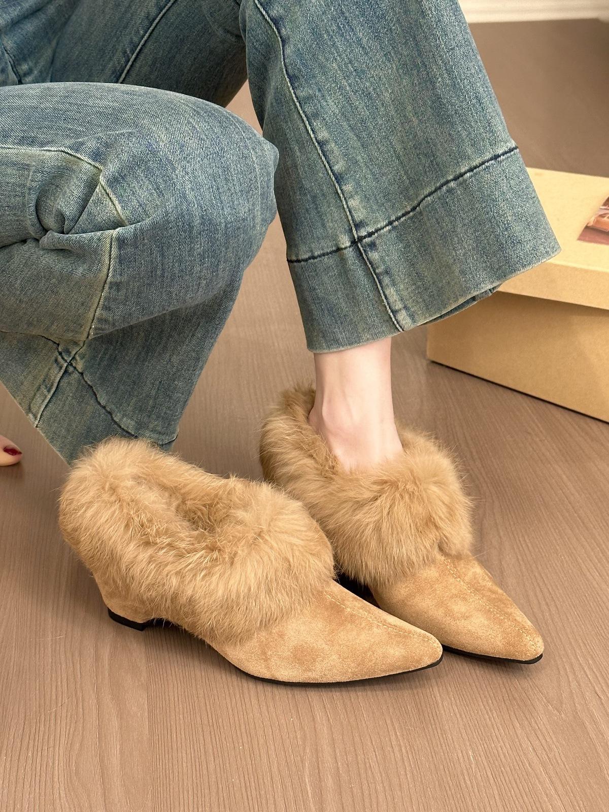 Gentle tie! Retro suede pointed head hairy edge single shoes winter velvet inner height-increasing single shoes 35