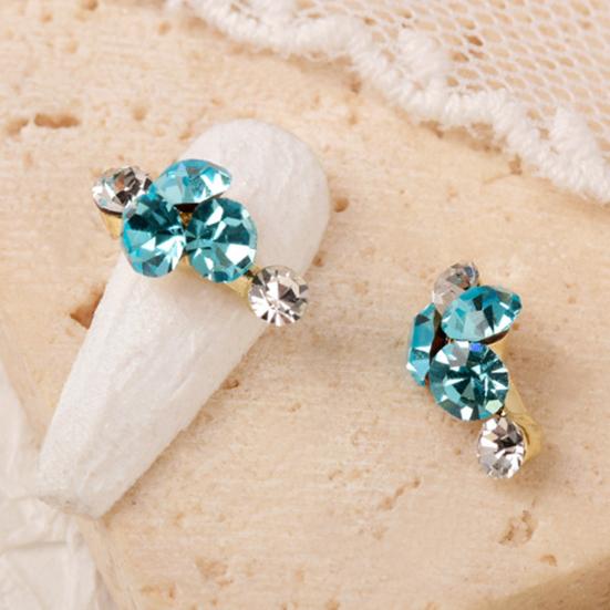 Wunderschöne Nail Art Strasssteine, exquisite Legierung, wasserfest