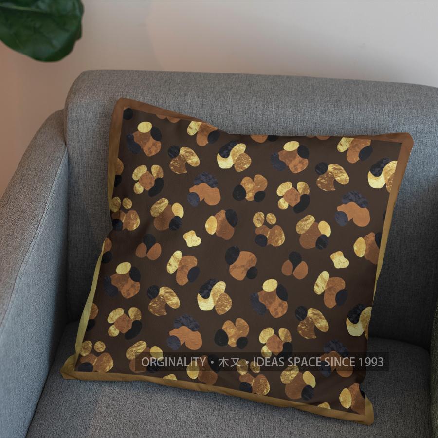 2D Exotic Leopard Head With Geometric Pattern Pillow Cover Pattern Cushion Cover Suitable For Sofa Bedroom Car Pillow Cover