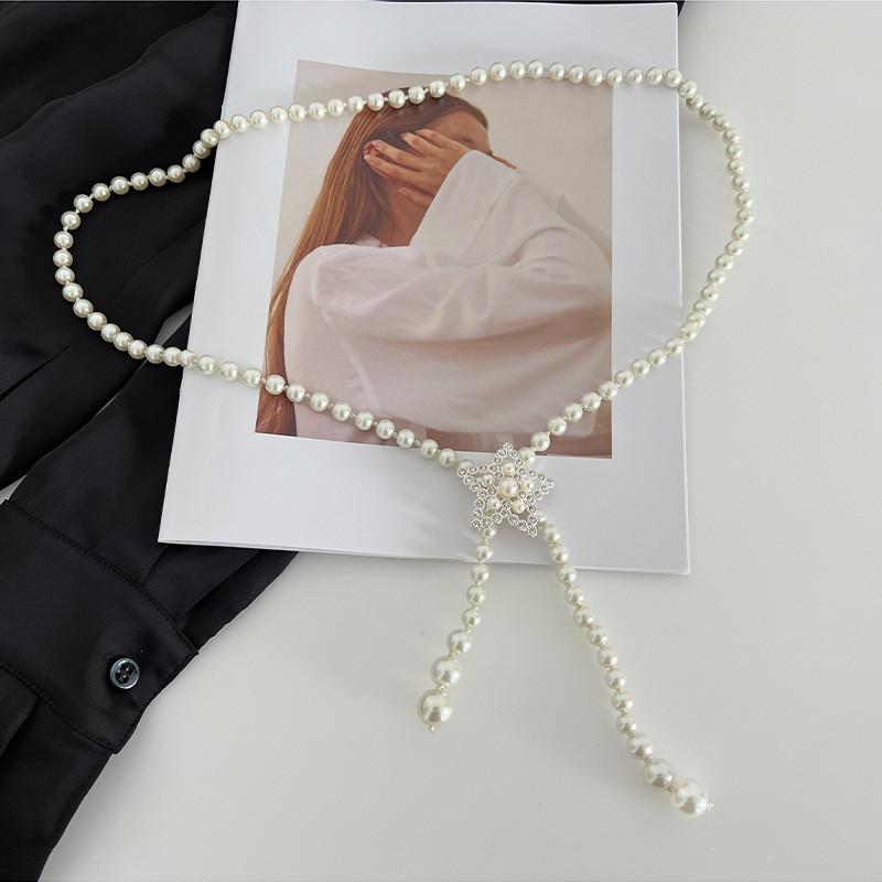 Sophisticated Waist Pearl Chain For Women With Elegant Designs And Details Rhinestone