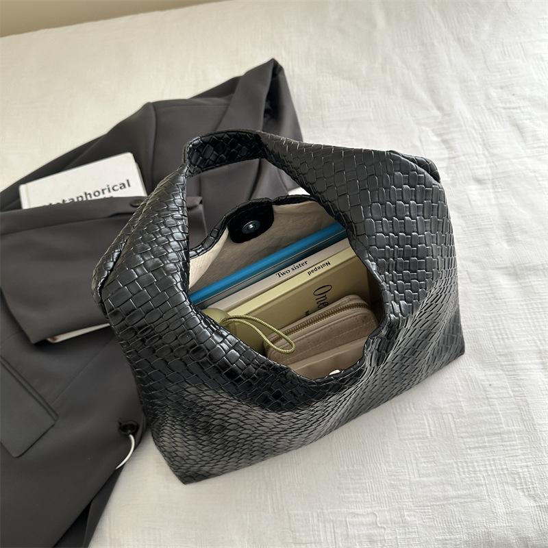 Autumn Women's Bags Fashion Casual Soft Leather Tote Bags Niche High-end Shoulder Bags Large-capacity Commuter Armpit Bags