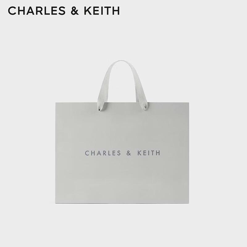

Подарочный пакет CHARLES & KEITH S