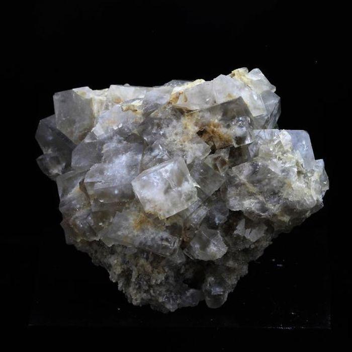 Pierres et Minéraux. Fluorite. 334.0 ct. Plats, Ardèche, France.