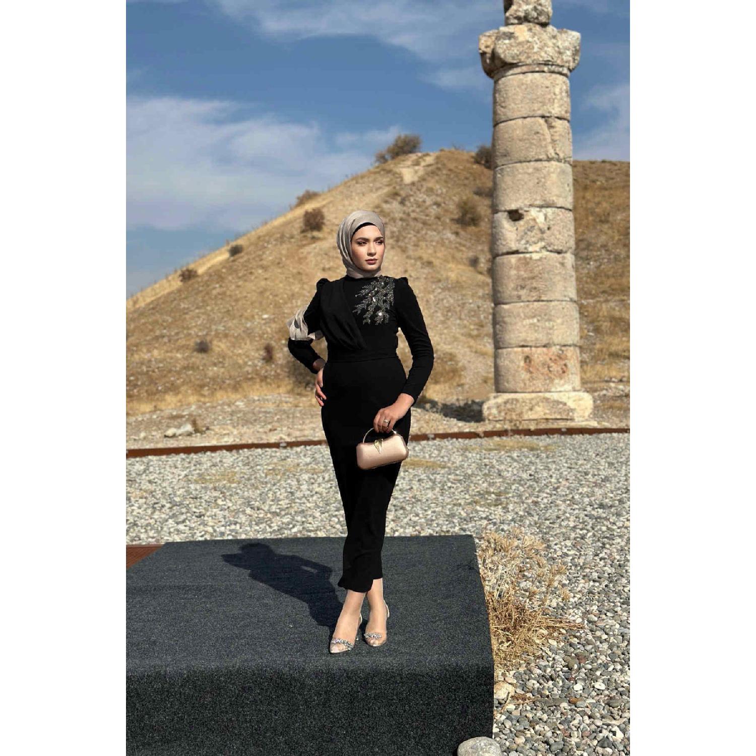 

Orchid Evening Dress - Black 36 чорний
