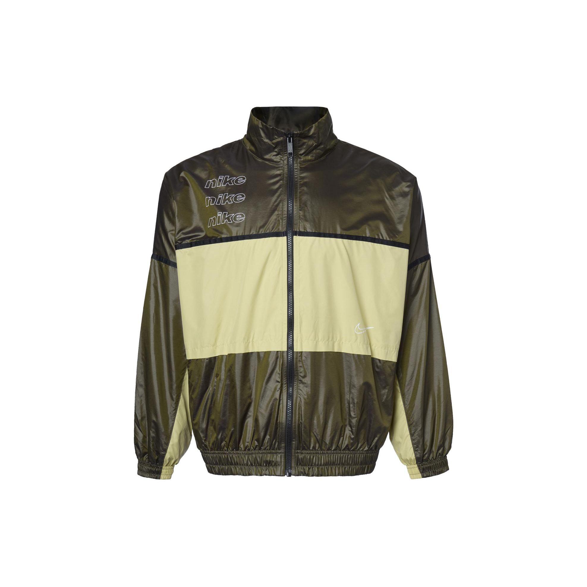 

Женская куртка Nike Sportswear Windrunner Jacket оливково-зеленая CU6390-368 S