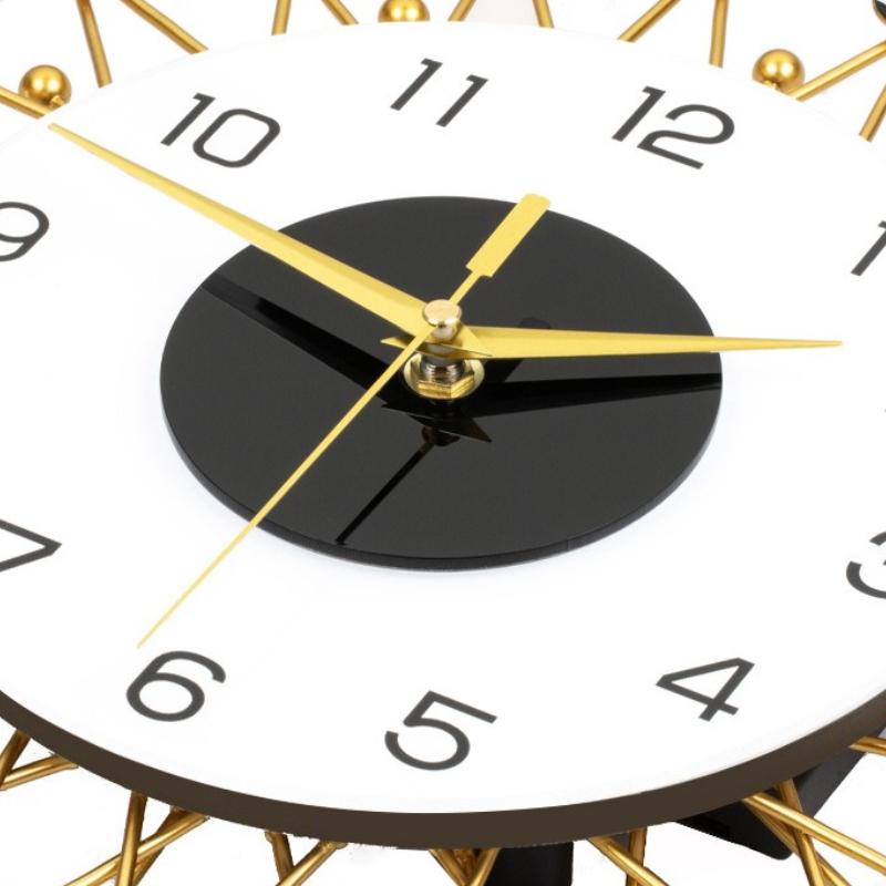 Luxury Wall Clock with Light Modern Art Metal Acrylic Wall Clocks Elegant Aesthetic Watches Home Room Decorations Ornaments