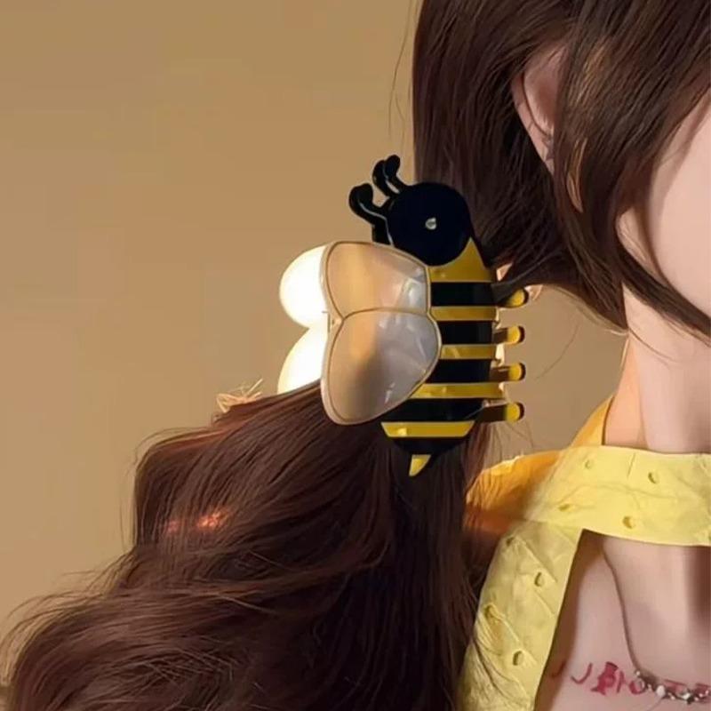 Cartoon Bee Hair Claw for Women Cute Bee Shape Hair Gripper Claw Creative Acrylic Animal Hairs Clip Girls Hair Grabs Accessories