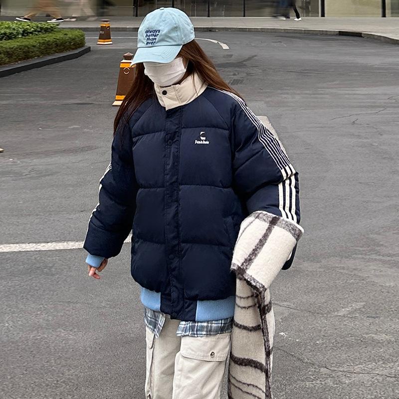 

Ретро контрастная полосатая хлопковая куртка 2025 школьница зимняя свободная и универсальная утолщенная холодостойкая куртка-пуховик S темно-синий