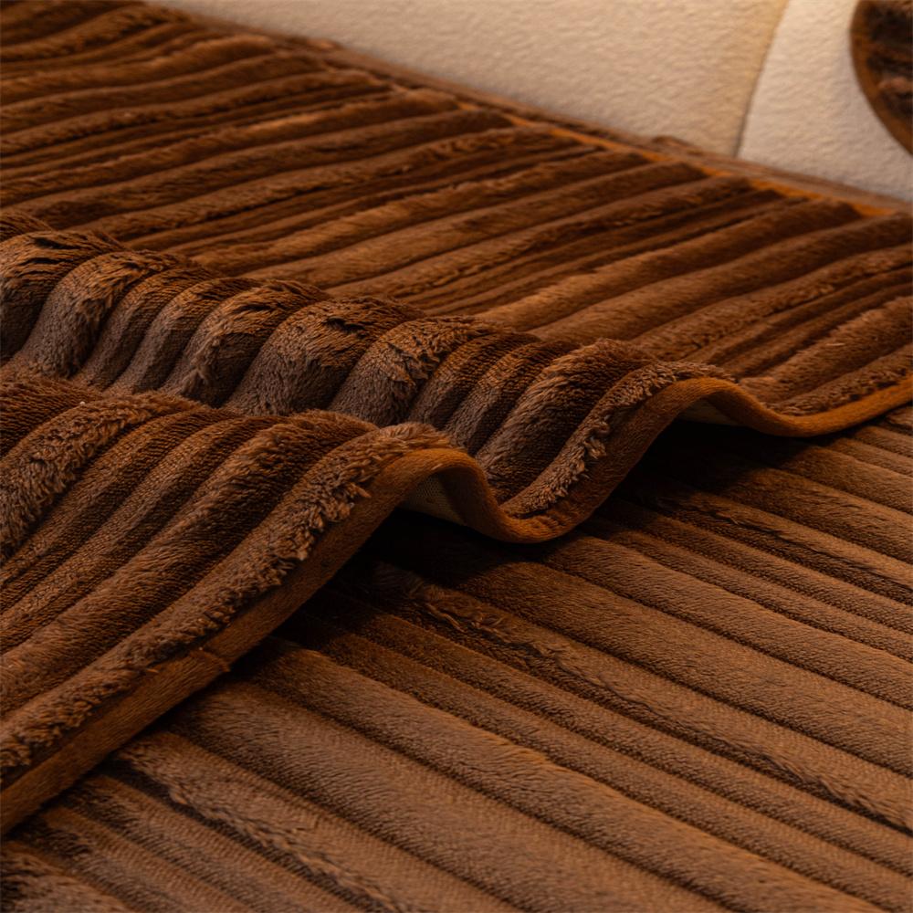 Cream Wind Thickened Flannel Sofa Cushion New Autumn And Winter Plush Fixed Non-Slip Sofa Cover Cloth