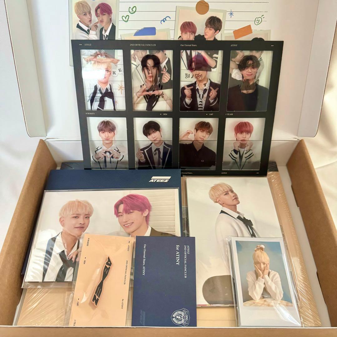 

[USED] ATEEZ Global FC Atiny 2nd Generation KIT