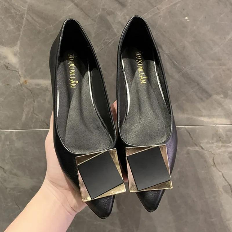 Fashion Pointed Toe Yellow Black Ladies Footwear Moccasins Slip-on Women's Flat Shoes Vacation Non 2025 Trend Chic and Elegant Popular