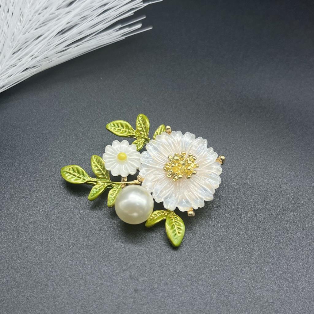 Fashion  Brooches For Women's Jewelry