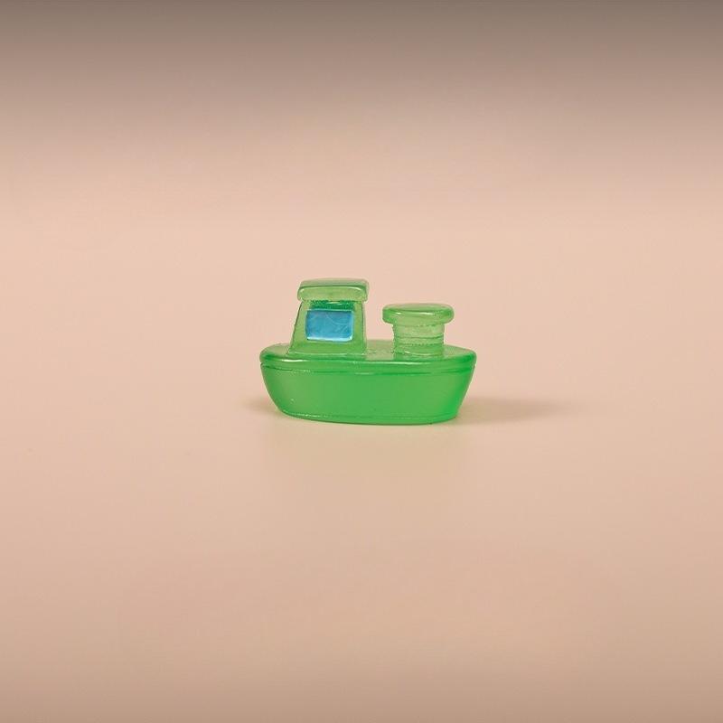 Cute Night-luminous Single-layer Cruise Ship Garden Ornaments, Cartoon Transparent Ship Resin Accessories