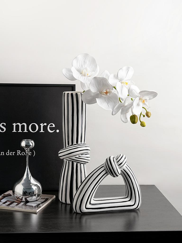 Ceramic Vase  Black White Striped Knot Decor sculpture Desktop Art Ornament Creative Flower Arrangement Vase Living Room Decor