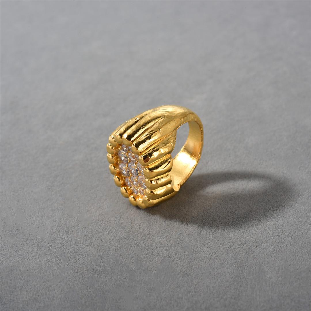 

Vintage Personality Unique Brass Plated 18K Real Gold Nails Diamond Ring Fashion Commuter Must Enter Ring Women No. 7