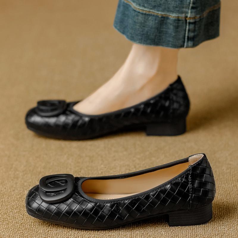 Fashion French Style Low Heels Shoes 2025 Spring Autumn Elegant Versatile Women Pumps New Designer Shallow Mouth Women Loafers Pumps