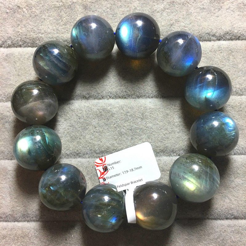 

Браслет из натурального ледяного лабрадорита с крупными частицами, браслет из серого лунного камня, светло-голубой цвет, легкие украшения, подарок, одна вещь, одно фото L15 diameter: 17.8-18.7mm