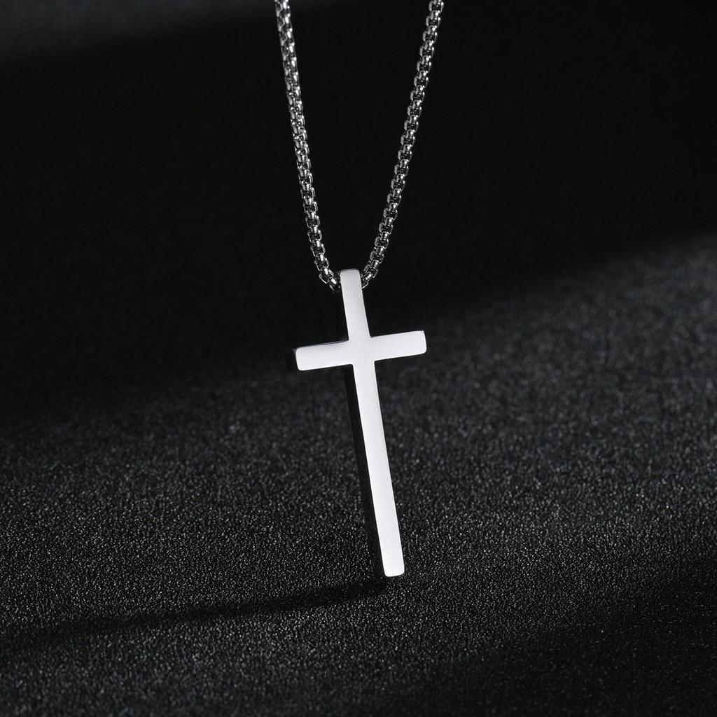 Men's and Women's Simple Fashion Cross Necklace - Long-lasting, Versatile Pendant Chain