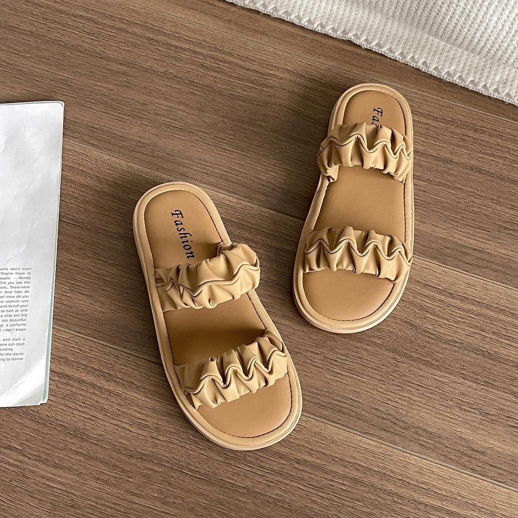 Popular Internet celebrities white retro word flat slippers female 2025 new summer wear fairy wind French cool slippers