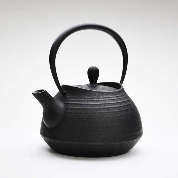 [Ichuudo] Iron Kettle Hakeme 0.6L [Black Finish]