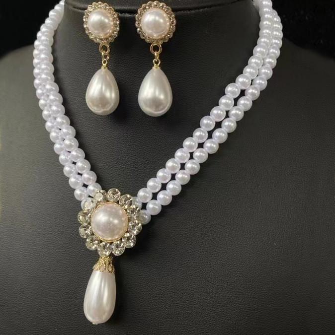 Vintage Artificial Pearl Necklace Set With Earrings And Gemstone Embellishments For Bridal And Formal Wear