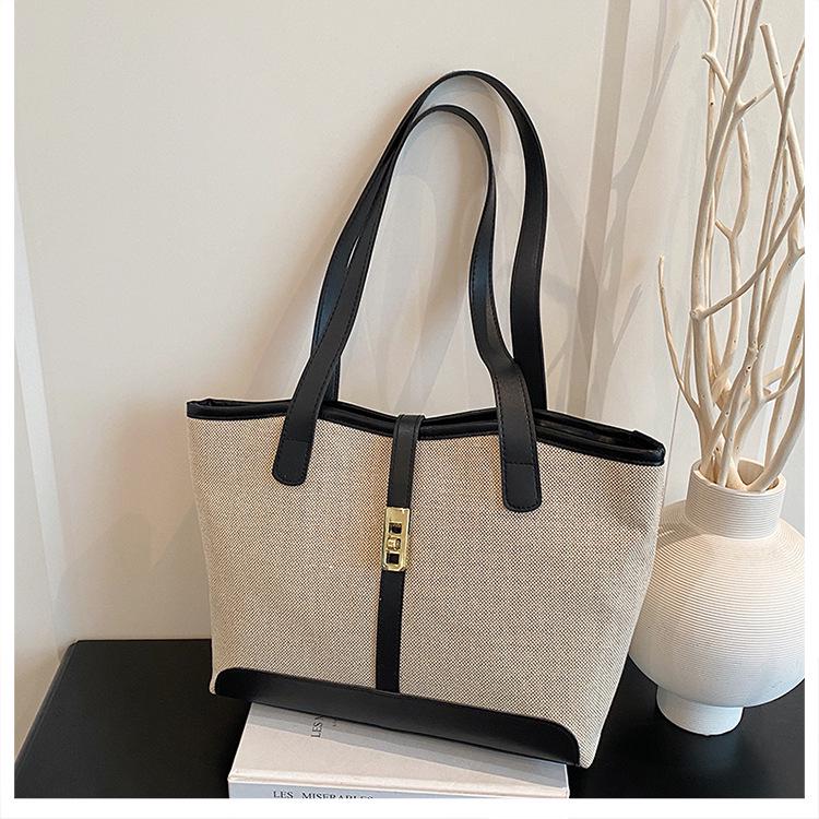 Women's Large Capacity Fashionable Crossbody & Tote Bag for Street Shopping and Commuting