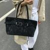 Retro bag women's large capacity 2025 new autumn and winter versatile simple shoulder bag popular commuter tote bag this year