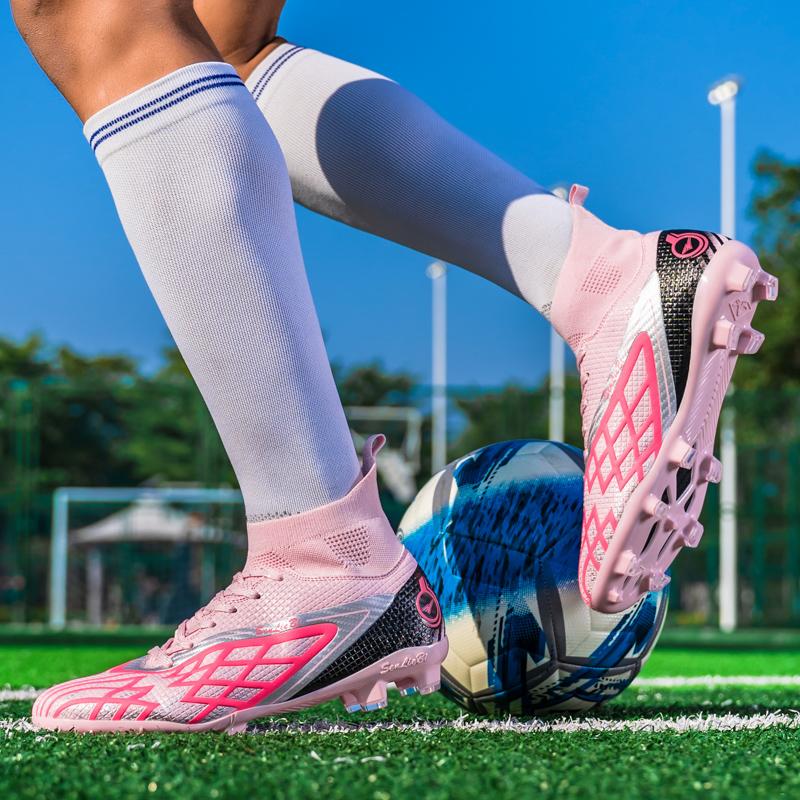 Football Shoes Men Top Quality Society Outdoor Soccer Shoes Ultralight TF/FG Non Slip Sneaker Casual Comfortable Football Boots