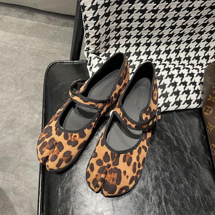 Fashion 2024 Spring New Square Head Shallow Mouth Single Shoes Low Heel Women's Shoes Leopard Print Animal Print Flat Ballet Shoes