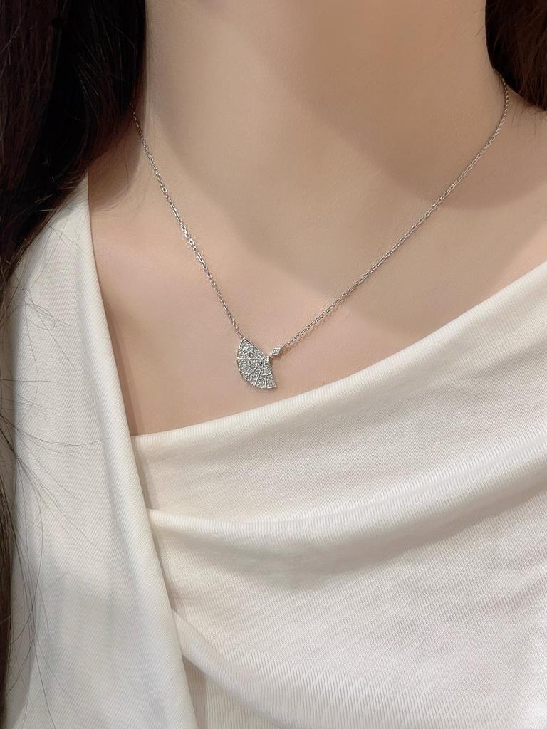 Silver Diamond Fan Necklace: Luxurious 925 Sterling Silver Pendant with Clavicle Chain for Women