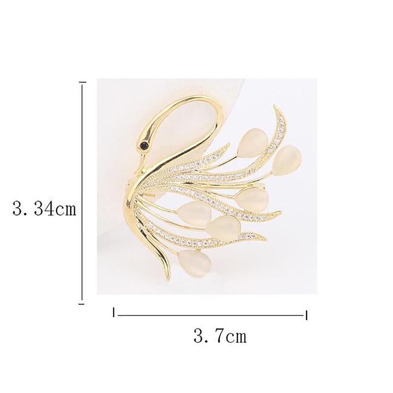 Luxury Opal Swan Brooch High-grade Women's Corsage Pin Design Sense Of Niche Clothing Accessories To Prevent Exposure