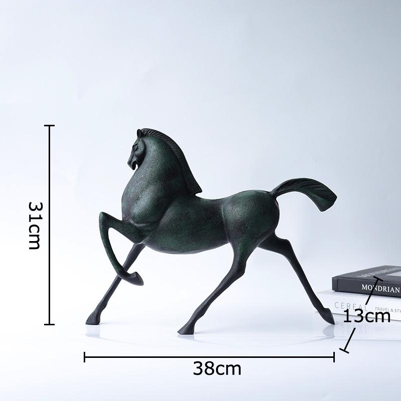 

Minimalist Horse Statue Metal Ornaments Desk Decoration Creative Handicrafts Running Steed Sculpture Room Aesthetic Decor чёрный