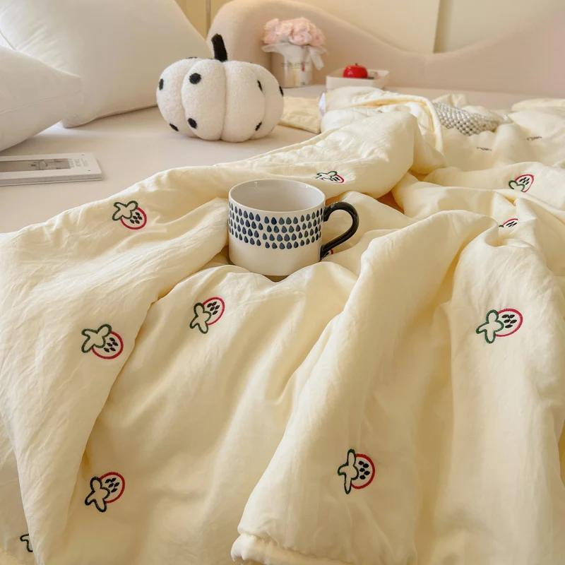 Japanese Minimalism Skin-friendly Summer Blanket Soft Breathable Single Double Duvet Washed Embroidered Comfortable Thin Quilt