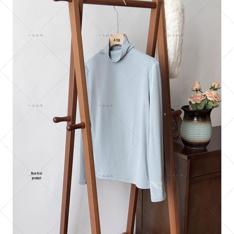 

Yiluo Butterfly Embroidery High-Neck Layering Top: Autumn/Winter Artistic Base Layer Large
