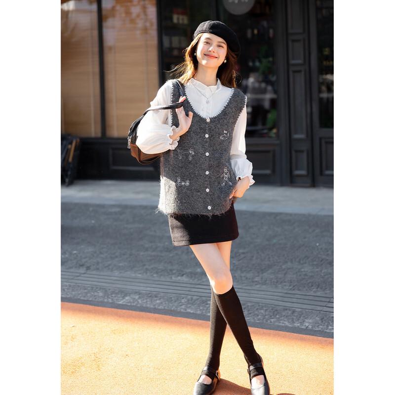 Mokana Women's Embroidered Cartoon Layered Vest