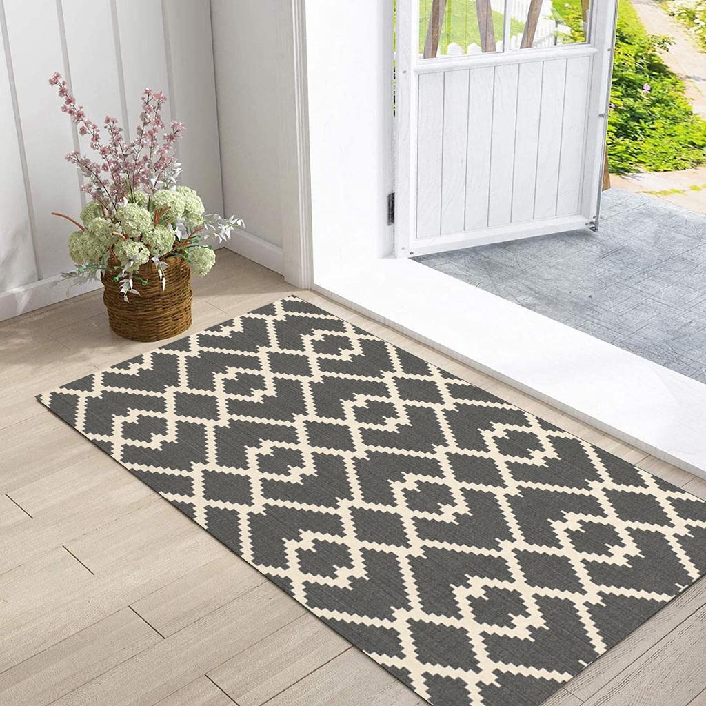 Nordic Style Carpet with Geometric Patterns Simple Rug Living Room Entrance Kitchen Bedroom Anti Slip Mat Home Decoration