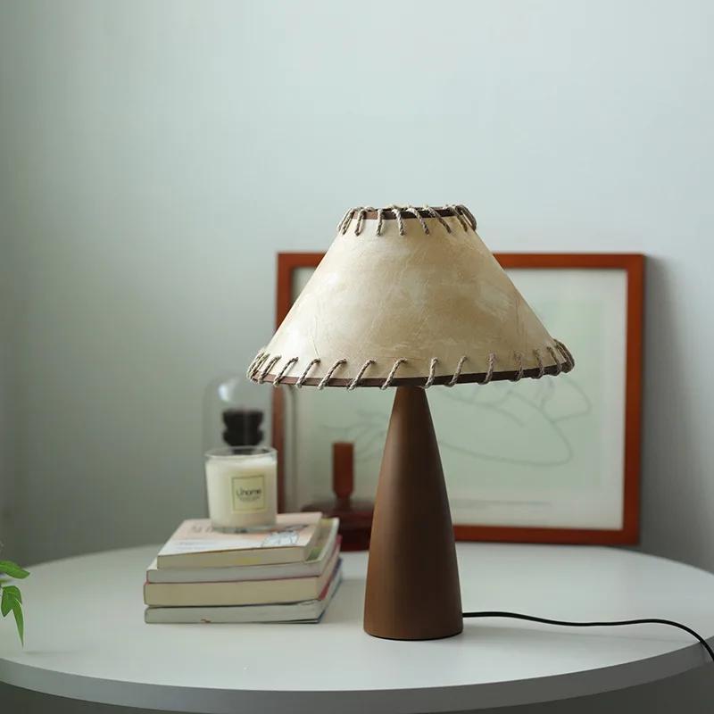 Solid Wood  Retro Fabric Desk Lamp Indoor Decor Atmosphere Bedroom Bedside  Living Room Tea Room Study Lamp