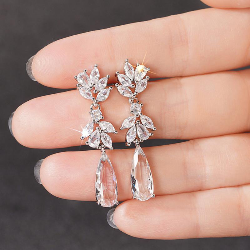 925 Sterling Silver Flower Long Drop Earrings for Women Fresh Elegant Wedding Band Jewelry Trendy Attractive Party Accessories