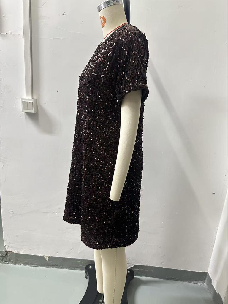 2026 Europäisches & Amerikanisches Damen Pailletten Slim-Fit Sommerkleid
