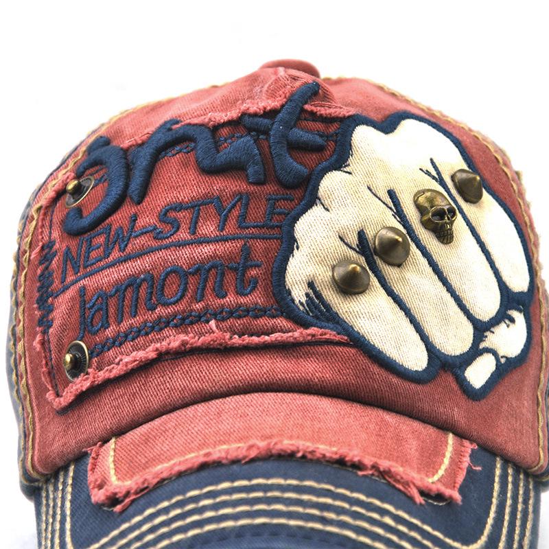 Trendy Letter Rivet Unisex Duckbill Baseball Cap