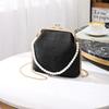 Clip Bag Shoulder Bag Crossbody Bag Portable Shell Bag Versatile Mobile Phone Bag Fashion Cosmetic Bag