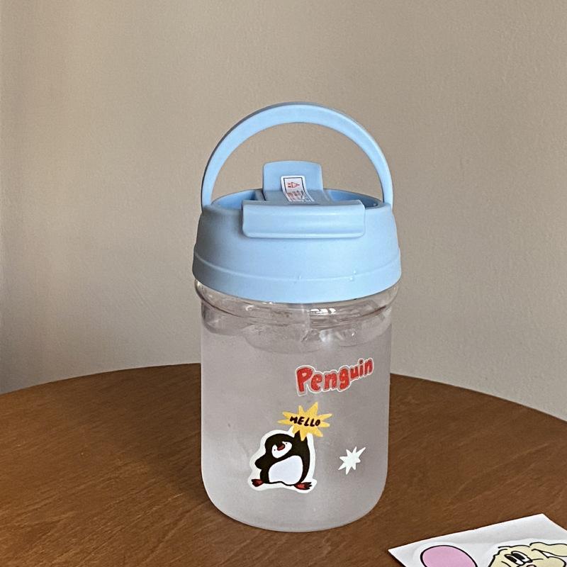 

Portable, Cute Blue Hello Penguin Plastic Cup, Double Drinking Mouth, Large-Capacity Water Cup, Sealed Straw In Summer. 500ml