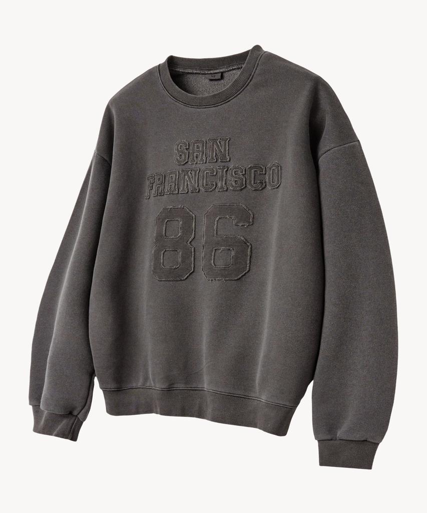 VTWO Pigment Applique Embroidery Sweatshirt (Charcoal)