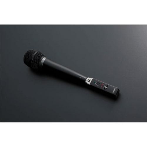 BOSS WL-30XLR Wireless System: Easy Setup, Wirelessly Transforms Dynamic Microphones, Up To 70m Transmission Range, 4 Channels, Ideal for Live Perform