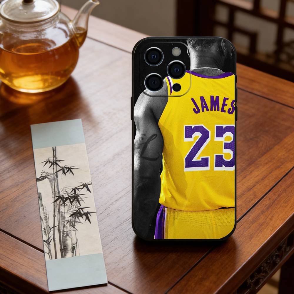 LeBron James Handyhülle für iPhone 17,16,15,14,13,12,11 Plus,Pro Max,XS,Weiche Silikon-Schwarze Hülle